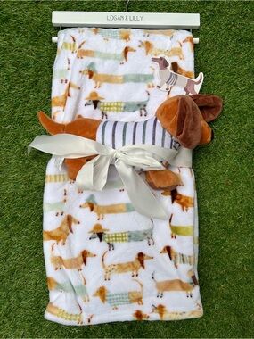 Dachshund Baby Blanket & Plushie Set